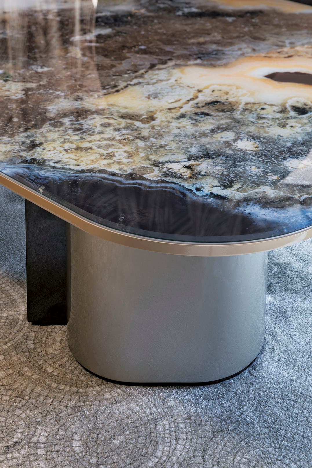 Philippe Table T3 gallery