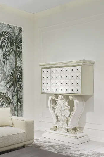 gallery-Ritz Cabinet