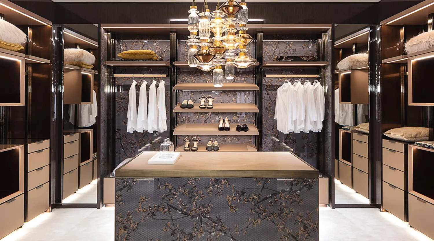 <p>My Private Boutique</p>
