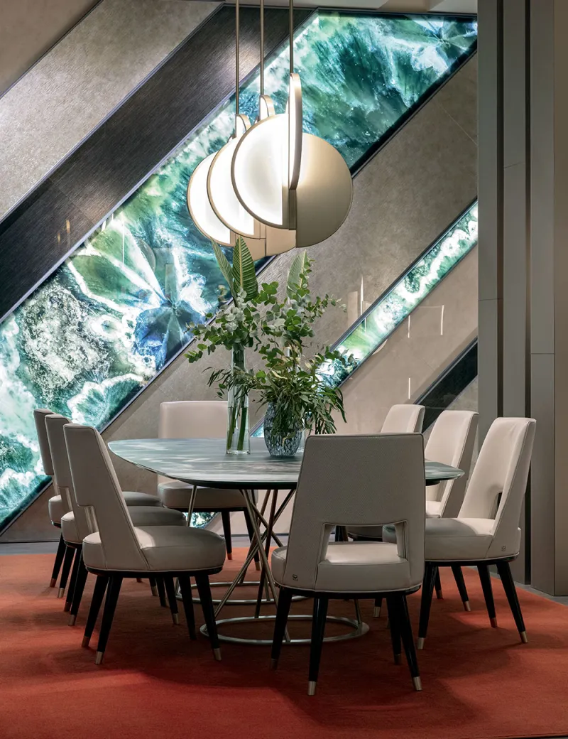 <p><strong>2. Style combinations: traditional, contemporary, and retro</strong></p>