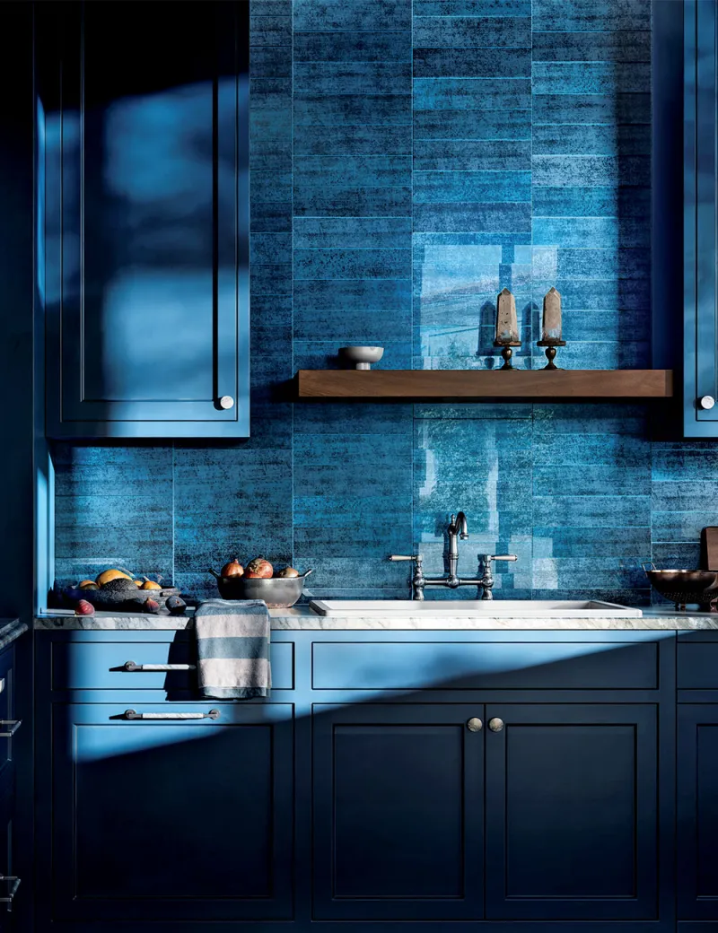 <p><strong>2. Vetrite slabs for a minimal and sophisticated design</strong></p>