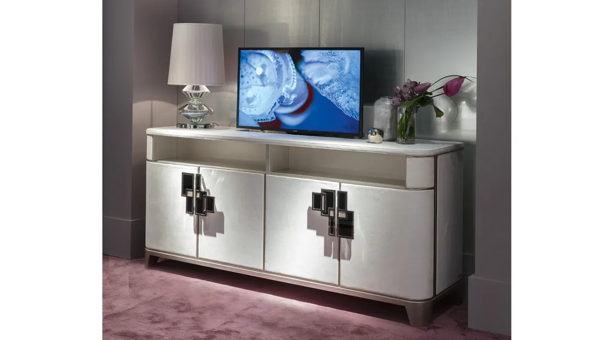 <p><strong>3. Functional furniture: design and usefulness</strong></p>