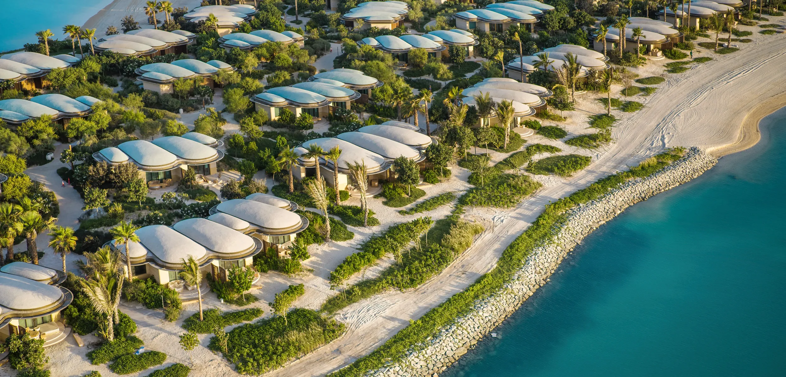 Red Sea Shura IslandUn’opera di ingegneria e artigianato che unisce design, tecnologia e natura