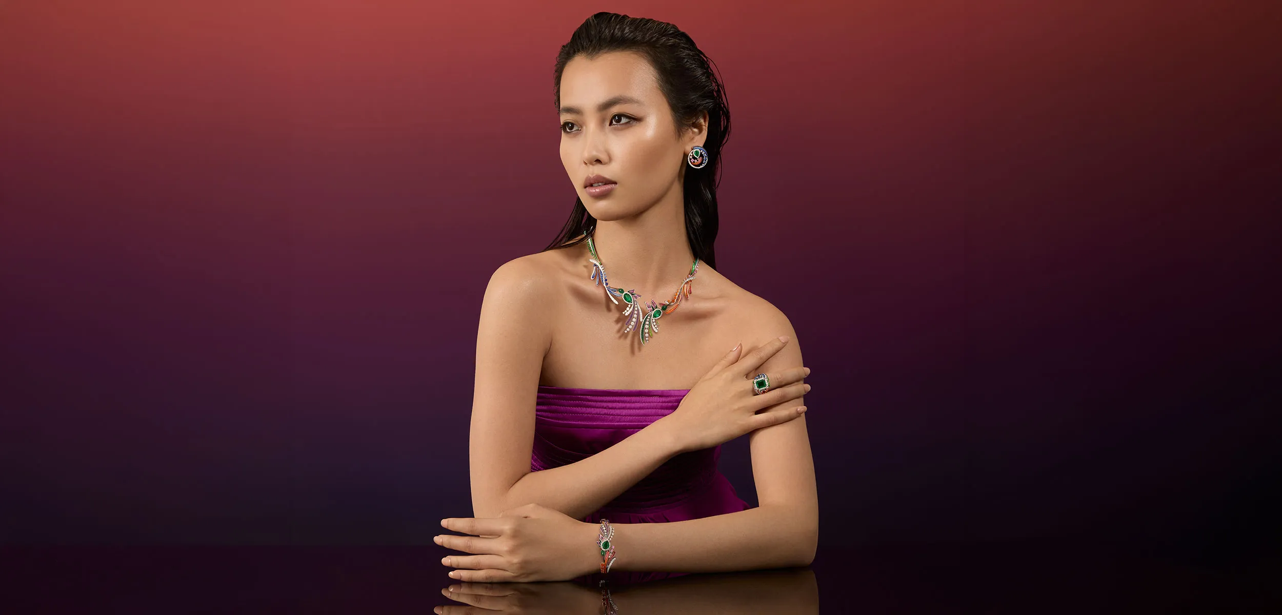 Oltre il gioiello.Un mondo plasmato in micromosaico.