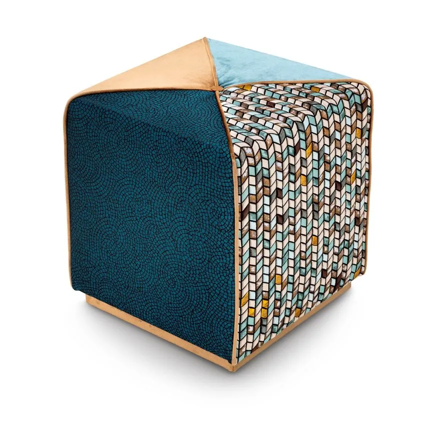 gallery-intro-Chamaleon pouf quadrato