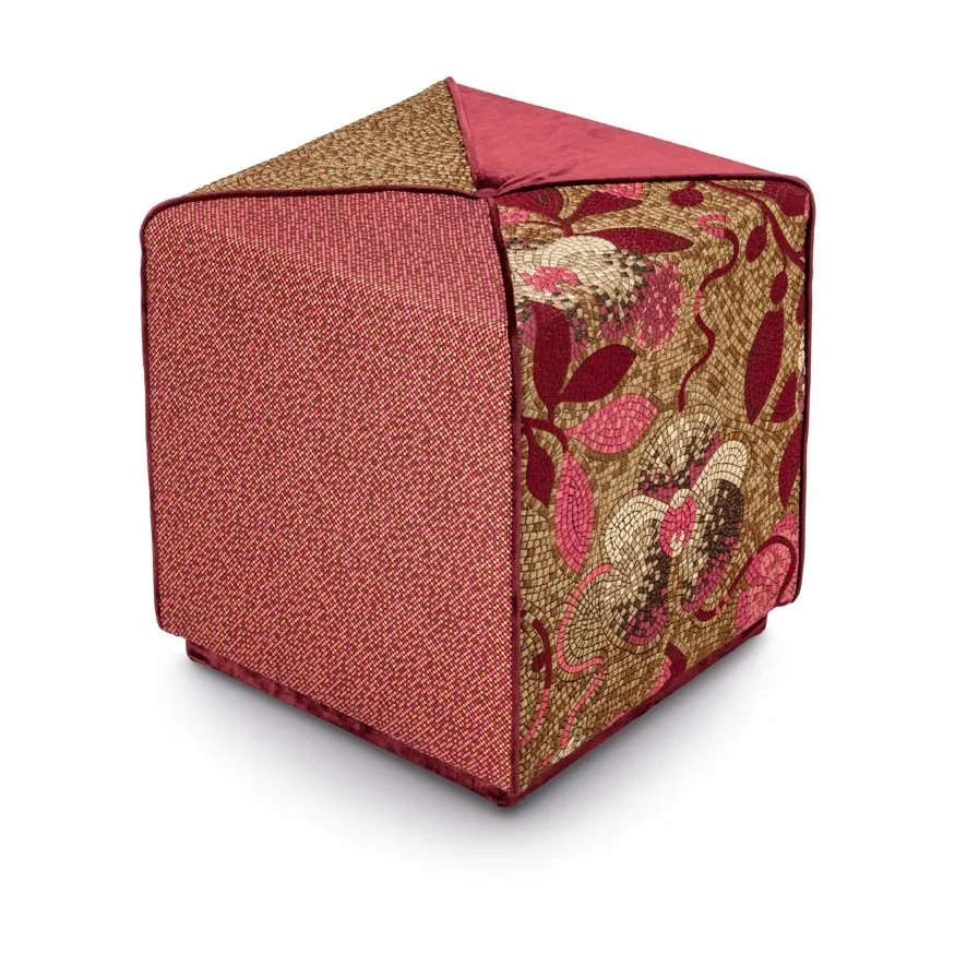 gallery-intro-Chamaleon pouf quadrato