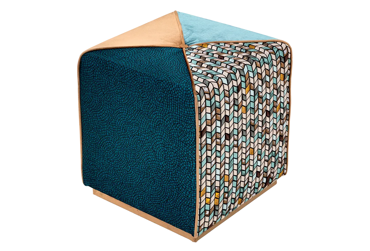 Chamaleon pouf quadrato